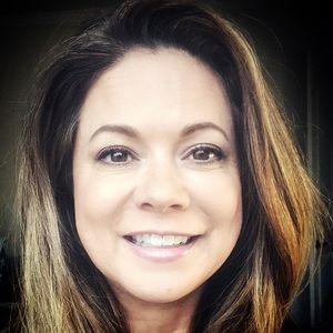 Meet your Posher, Cheryl